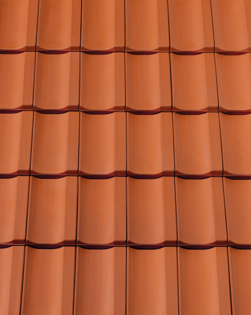 Crvena   prirodno – laying